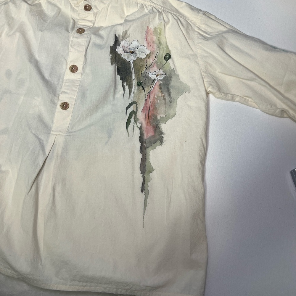J Marie Women's Cream Artistic Shirt 1/2 Button Down - Picture 7 of 9